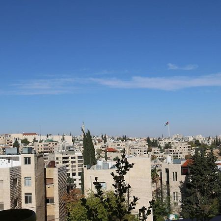 Villa Dia - Guest House Amman Buitenkant foto